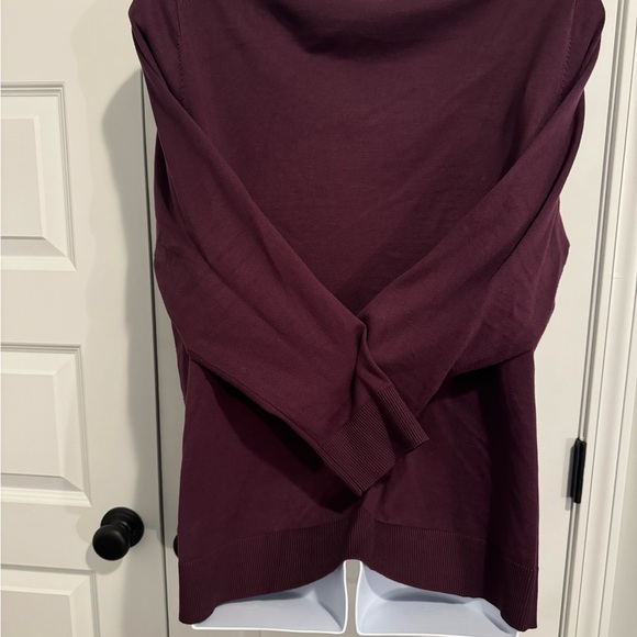 Lane Bryant Cardigan Sweater. Size 26/28. Purple. Long Sleeve. Button front. - Picture 2 of 4